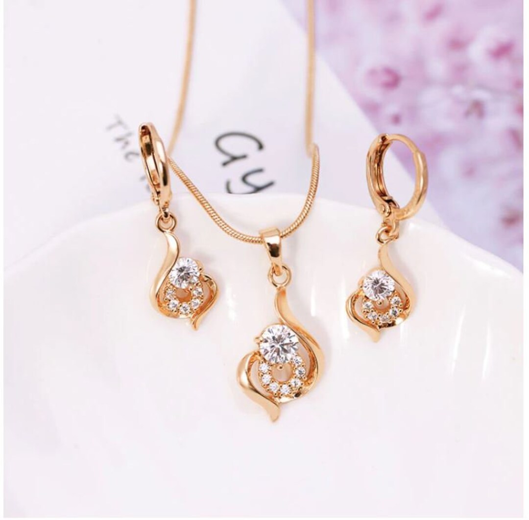 Ethiopian Bridal 22k Gold Pendant Sets Habesha Girl Necklace, Pendant,  Earrings In 14K Solid Gold GF Flower Design From Dubai, India And Europe  From Wwwabcdefg886, $4.92 | DHgate.Com