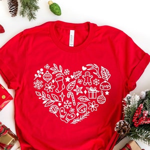 Chemise de cœur de Noël, Chemise de Noël, Chemise de Noël pour femmes, Cadeau pour Noël, Cadeaux de Noël, Cadeau pour elle, Vacances de Noël