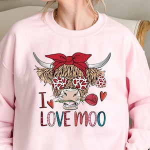 Cow Sweatshirt, Christmas Gift, Cow Sweatshirt, Christmas Hoodie, Cow Mom, Cow Lover Sweatshirt,Cute Valentine Day Outfit