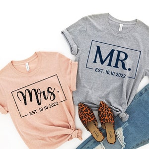 Mr and Mrs Shirt, Mr and Mrs, Just Married Shirt, Honeymoon Shirt, Wedding Shirt, Wife And Hubs Shirts, Just Married Shirts, Couples Shirts