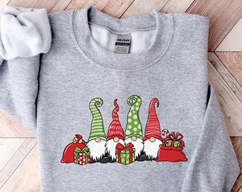 Sweat-shirt Gnomes de Noël, Sweat-shirt Joyeux Noël, Gnomes à carreaux de Buffle, Sweat-shirt Gnomes mignons, Cadeau de Noël, Sweat-shirt des Fêtes