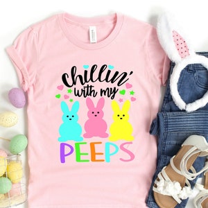 Chilling With My Peeps Shirt, Chilling With My Peeps Shirt, Süßes Ostershirt, Geschenk für Ostern, Peeps Ostershirt, Ostershirt
