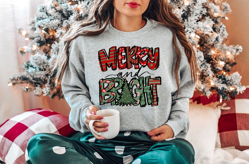Christmas Sweatshirt, Womens Christmas Sweatshirt, Christmas Sweatshirts for Women, Christmas Women,Merry Christmas Sweatshirt zdjęcie 1