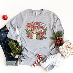 Howdy Hos Christmas Sweatshirt, Santa Cowboy Sweatshirt, Christmas Sweatshirt, Hohoho Howdy Christmas Shirt image 3