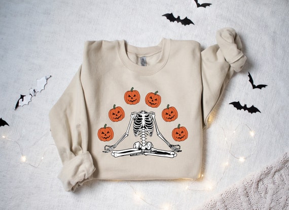 Pumpkin Sweatshirt, Pumpkin Sweater, Jack-o-Lantern Sweatshirt, Halloween Crewneck Sweatshirt, Halloween Sweater, Spooky Season, Fall Shirts