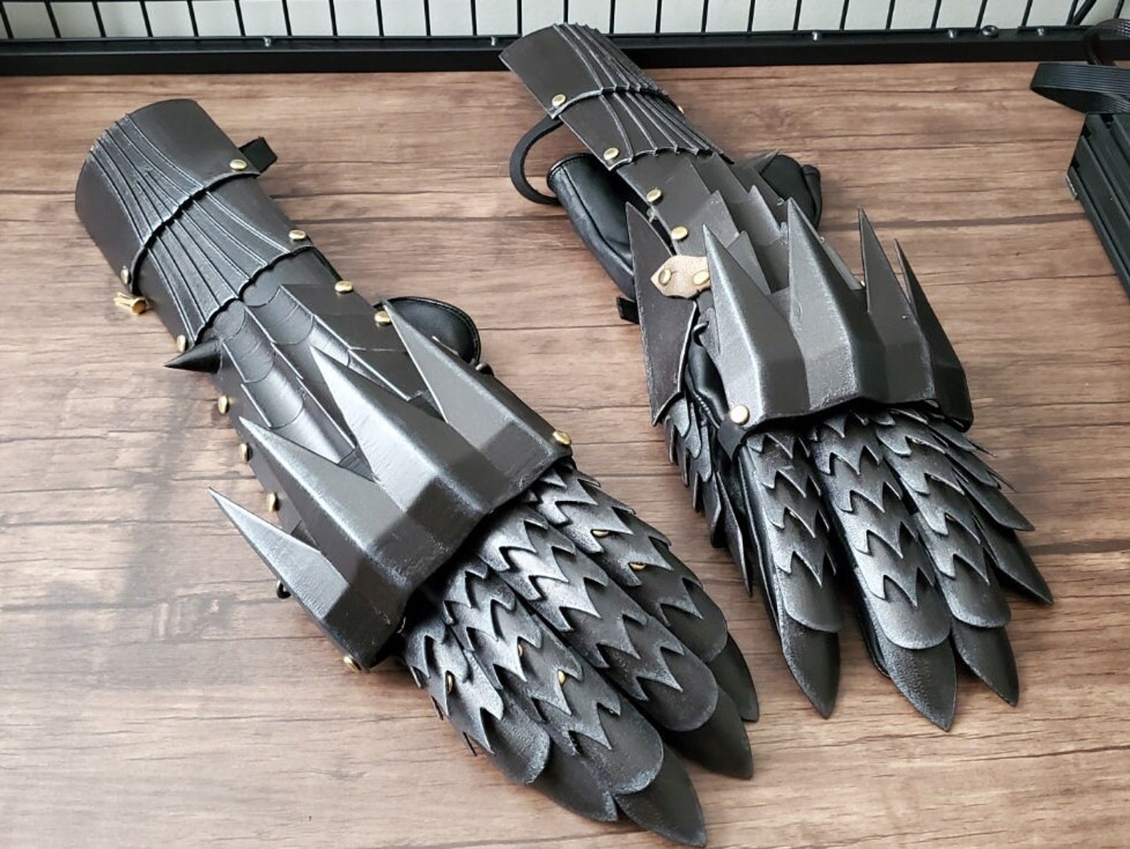 Witch-king Nazgul Gauntlets 3D Print STL | Etsy