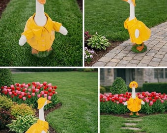 Oca da giardino sul prato