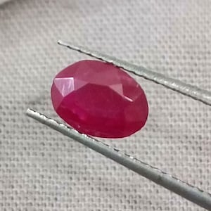GSI Certified 1.03ct Natural Unheated Mozambique Ruby Loose Gemstone