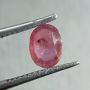 0.755ct burmesische Rubin, 100% natürlicher unbehandelter Edelstein