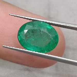 GSI-zertifizierter 3.92ct mittelintensiver natürlicher grüner natürlicher Smaragd Minor geölter loser Edelstein