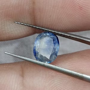Certified 1.76ct Natural Unheated Blue Ceylon Sapphire Loose Gemstone