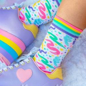 Party Worms Rainbow Border Socks- Kawaii Rainbow Worm on / off a String 80s and 90s birthday party energy