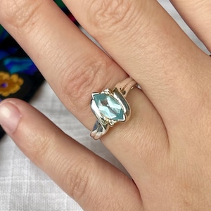 HAN Sterling Silver and Blue Topaz Marquise Solitaire Ring Size 7.25