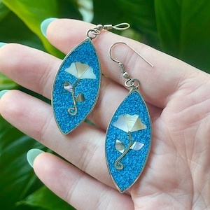 Vintage Mexican Alpaca Silver Dangle Earrings with Crushed Turquoise Inlay and Mother of Pearl Flower Motif