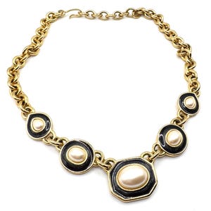 Monet Chunky Navy Shimmer Enamel and Pearl Cabochon Gold Tone Statement Link Necklace