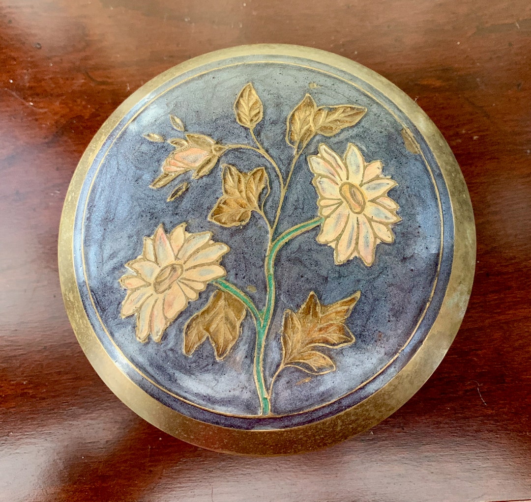Small Brass Bowl With Enamelled Lid Etsy Canada