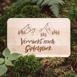 Brotzeitbrett Berge, Holzbrett Berge, Berge Brett, Frühstücksbrett personalisiert, Holzbrett mit Gravur, Schneidebrett