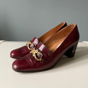 Céline 1970s Bordeaux red leather pumps, golden details / EU 36,5
