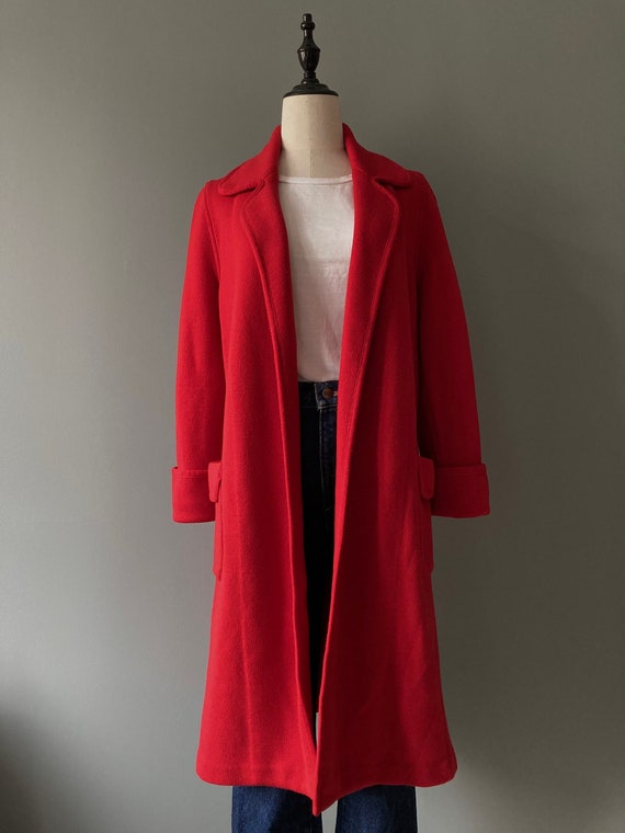 Chacok 1980s red wool knitted coat with belt / Sma