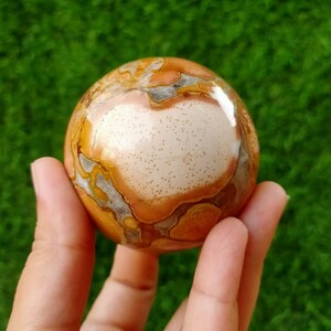 Compre una esfera única de jaspe de cobra real amarillo y rojo natural de 60 mm / Energía curativa con cristales metafísicos / Regalos / Decoración del hogar /