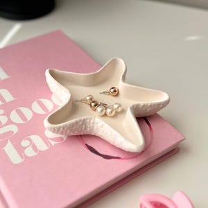 Starfish Jewelry Tray | Coastal Home Decor | Seastar Shell Decorative Tray | Beach House Gift | Jesmonite Tray