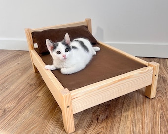 Handmade Oak Cat Bed, Minimalist Eco-Friendly Pet Furniture with Anti-Scratch Cushion, Luxury Gift for Cats and Owners