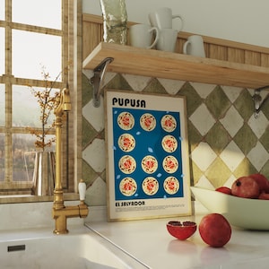 Poster di arte culinaria Pupusa, arte culinaria salvadoregna, arredamento centroamericano, arte murale Pupuseria, stampa di cucina latinoamericana, arte murale da cucina immagine 2
