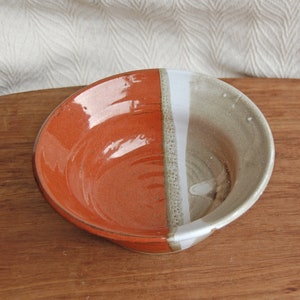 Studio Pottery Bowl - Handmade Glazed Dish - Retro Country Kitchen
