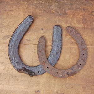 Vintage Pair of Horse Shoes – Victorian Iron & later – Rustic Decor – Collector's Item – Equestrian History
