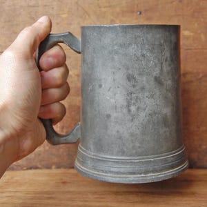 Large Victorian Pewter Tankard - Antique Quart Tankard - Historical Pewter Mug - Beer Tankard - Hotel Tankard - Engraved Initial Tankard
