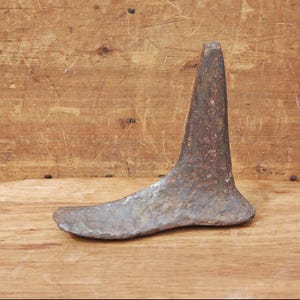 Antique Cobbler’s Cast Iron Shoe Last – Victorian to Mid-Century Era Tool – Rustic Industrial Decor