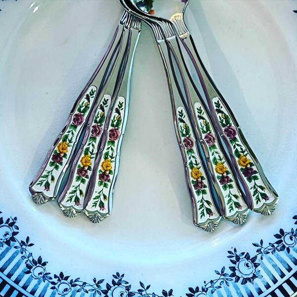 Royal Albert Old Country Roses set of six tea spoons