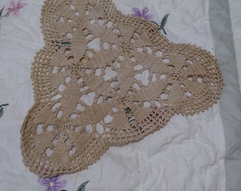 Pearl's Attic*** Vintage Crochet Doily