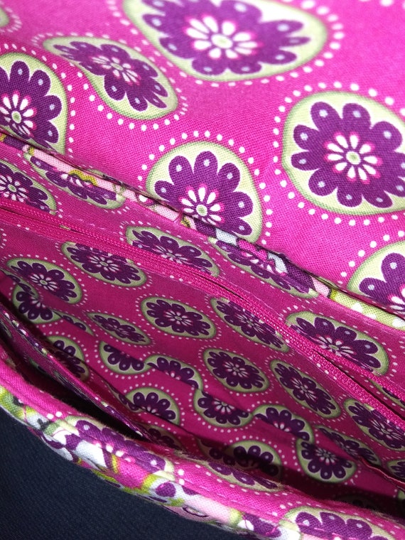 0008 Vera Bradley Knot Just a Clutch Bag in Very … - image 10