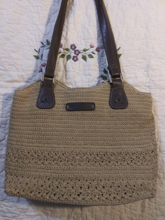Vintage Frankie and Johnnie Crochet Purse. Shippin