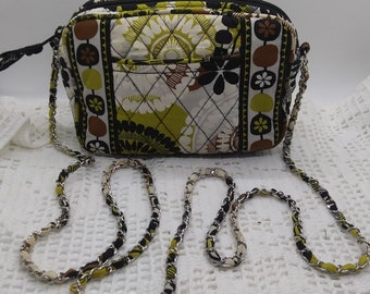 074 Vera Bradley Cross Body Bag.8 inch by 5 inch