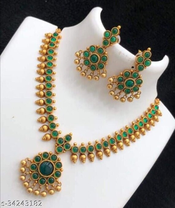 Golden stone necklace set deals