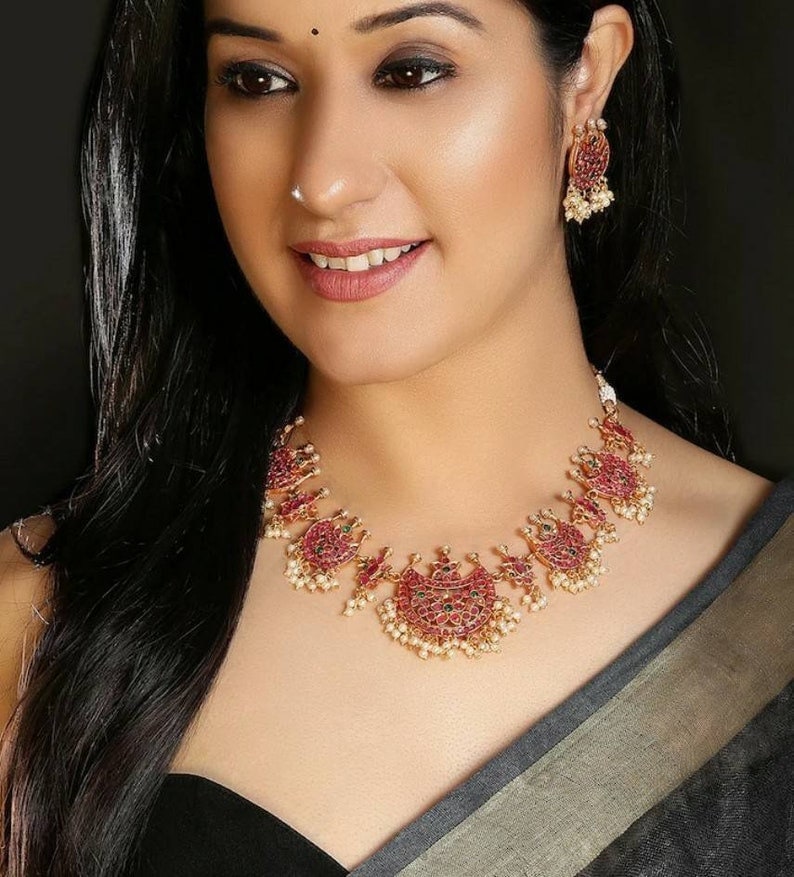 Latest south indian store gold necklace designs