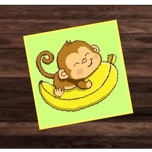 Könnte beinhalten: Ein Cartoon-Affe mit braunem Fell und einem Lächeln mit geschlossenen Augen reitet auf einer gelben Banane. Der Affe hat einen langen Schwanz, der sich um die Banane wickelt. Der Hintergrund ist hellgrün.