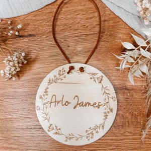 personalisiertes Türschild/ Geburtsschild mit Namen aus Holz