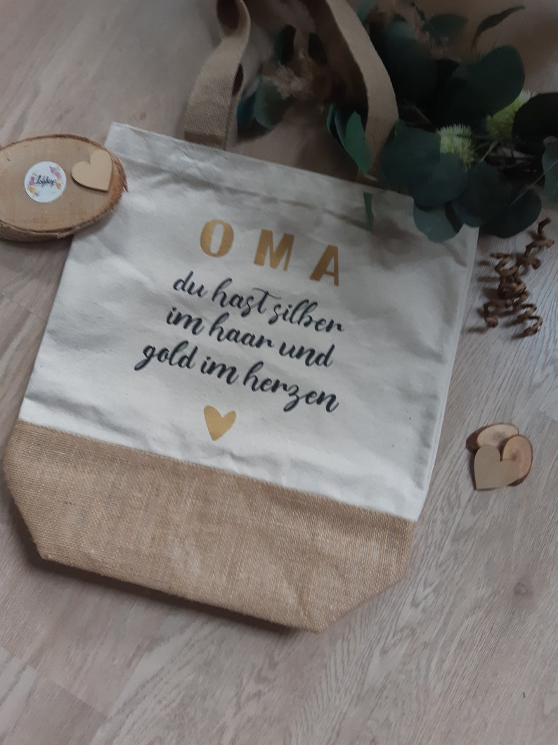 Geschenkset Für Oma - Canvas Tragetasche & Kuschelige Socken Mit Persönlichem Aufdruck