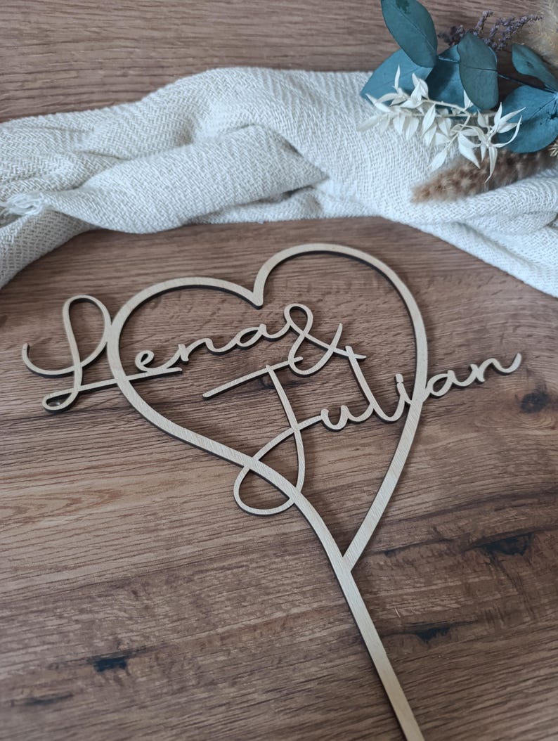Cake Topper Hochzeit, Hochzeitstorte Deko, Caketopper Hochzeit, Kuchendekoration, Hochzeitsdeko, Deko Hochzeit, Tisch Deko Hochzeit, Elegante Hochzeitstorte, Hochzeitstorte Idee, Kuchendeko, Torten Deko Hochzeit, Hochzeit Zubehör, Torten Deko