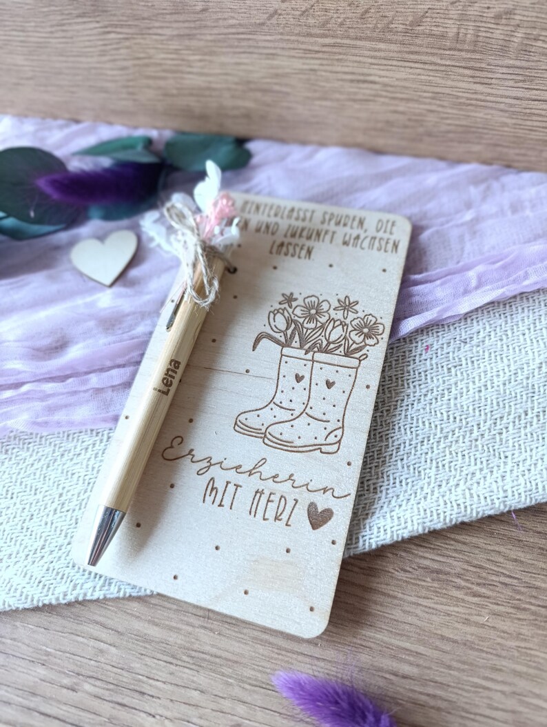 Abschied Geschenk für Lehrerin, Danke Geschenk, Geschenk für die Lehrerin, Geschenk für Lehrer Grundschule, Geschenk für Lehrerin, Geschenk für Lehrerin Abschied, Geschenk Lehrer, Geschenk Lehrerin Abschied, Geschenk Lehrerin Grundschule, Kugelschreiber Graviert, Lehrerin Geschenkidee, Lehrerin mit Herz, Persönliches Geschenk