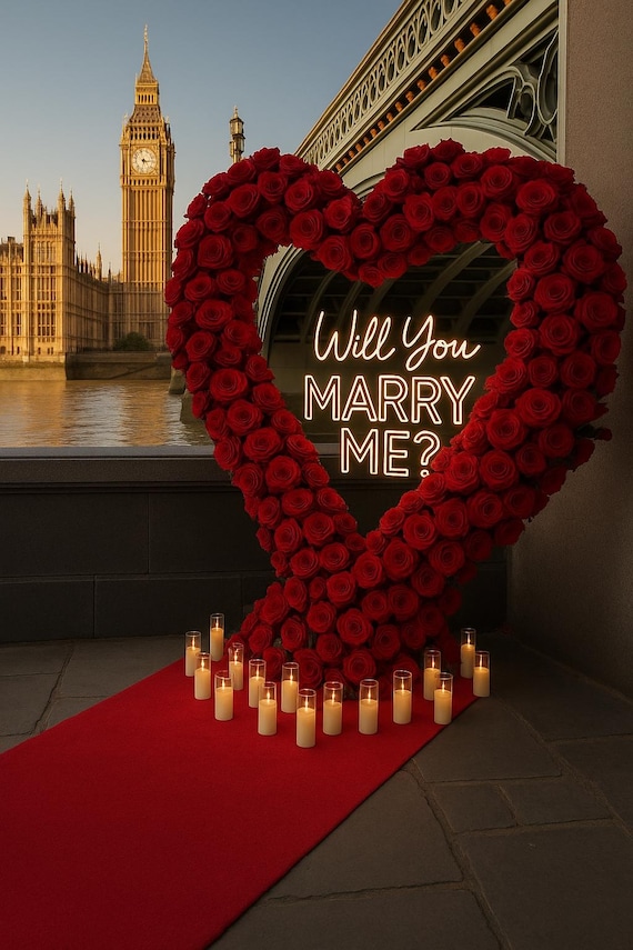 Luxury Proposal Decor: Red Rose Heart, London Location - Etsy