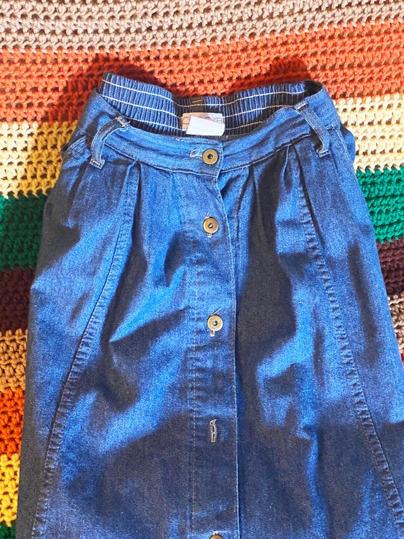 SALE 1980's Vintage Cherokee Pleated Denim Skirt … - image 2