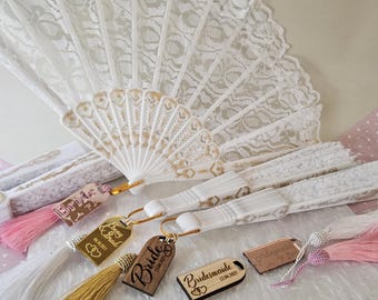 Abanicos de boda blancos personalizados, abanicos grabados para despedida de soltera, elegantes abanicos plegables de encaje dorado, despedidas de soltera, pequeños regalos personalizados, abanicos de fiesta