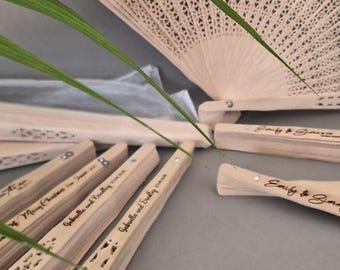 Abanicos de madera personalizados para bodas, recuerdos para la fiesta nupcial, abanicos plegables grabados a medida, pequeños obsequios, recuerdos para despedidas de soltera.