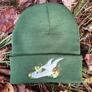 Bonnet en tricot Forest Dragon Skull Skull || Bonnet brodé chaud hiver automne pour temps froid