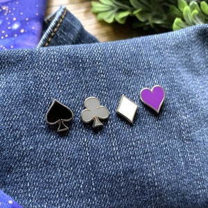 Asexual Pride Spielkarte Anzug Pins | Hard Enamel Board Fillers Subtile Ace Pride Pin LGBTQ Queer