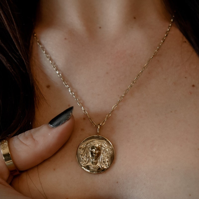 'Medusa' necklace Jewelry main image 0